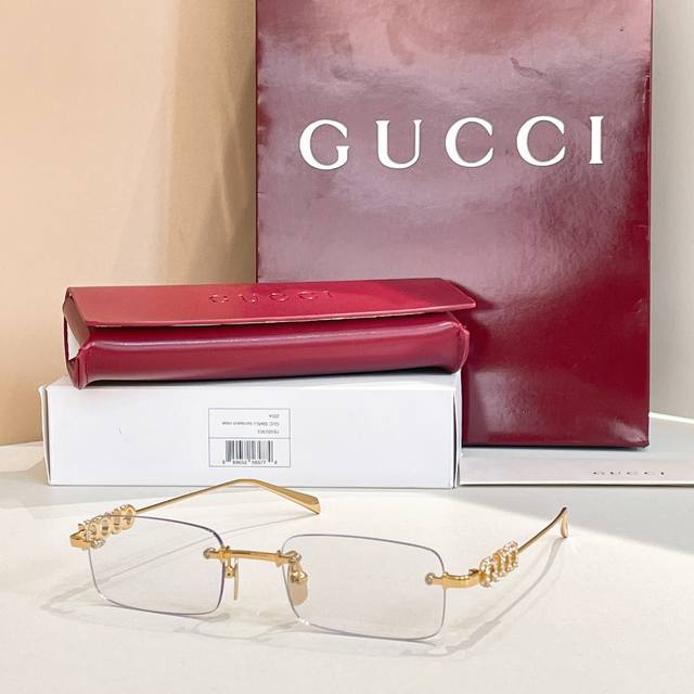 Guccimodel