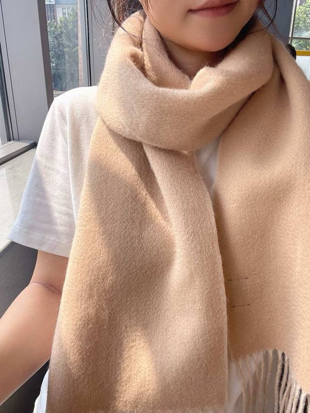 Louis Vuitton export scarf, single and double-layered, with different colors on