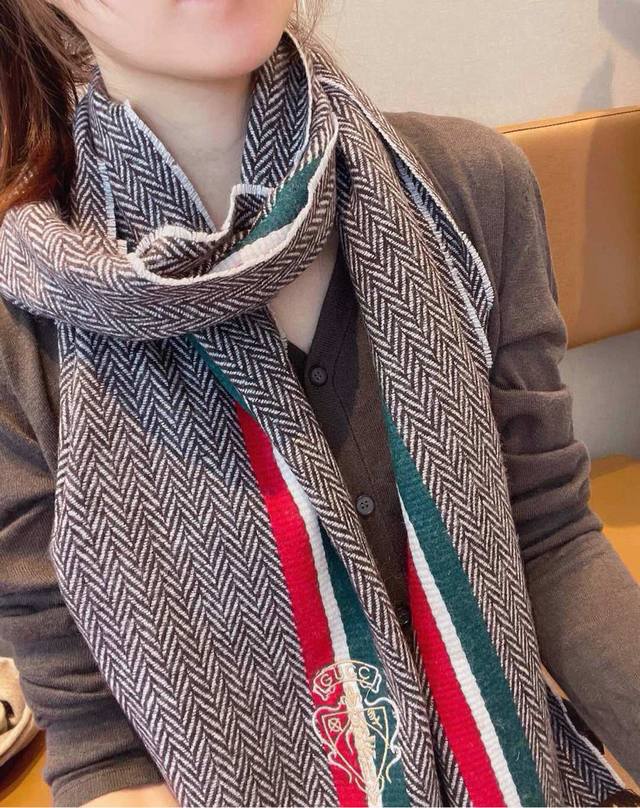 The original label provided by the trading company for this Gucci item is as sh