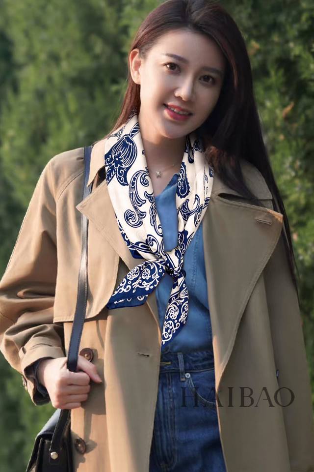 The hot-selling silk is here! Dior's latest flagship model, the D arabesque 90 s