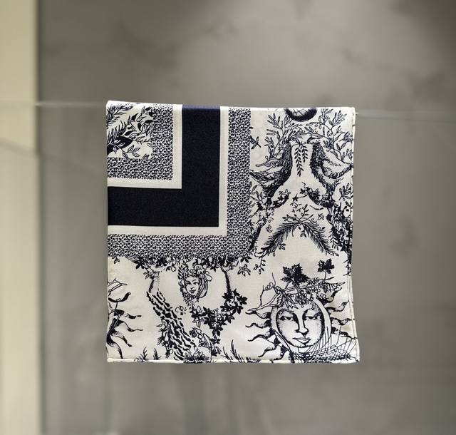 New silk square scarf. VIP recommendation. Act fast. High-end, women-friendly,