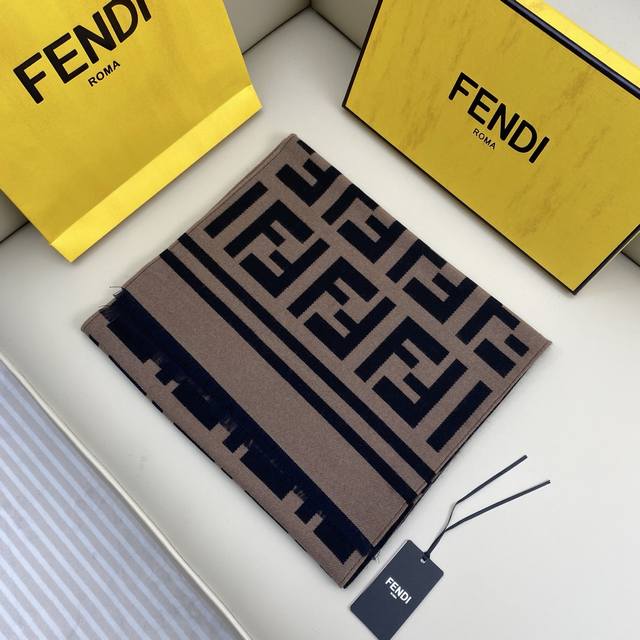 The best Fendi on the internet!! A top-rated model is on sale now! Hurry and gra