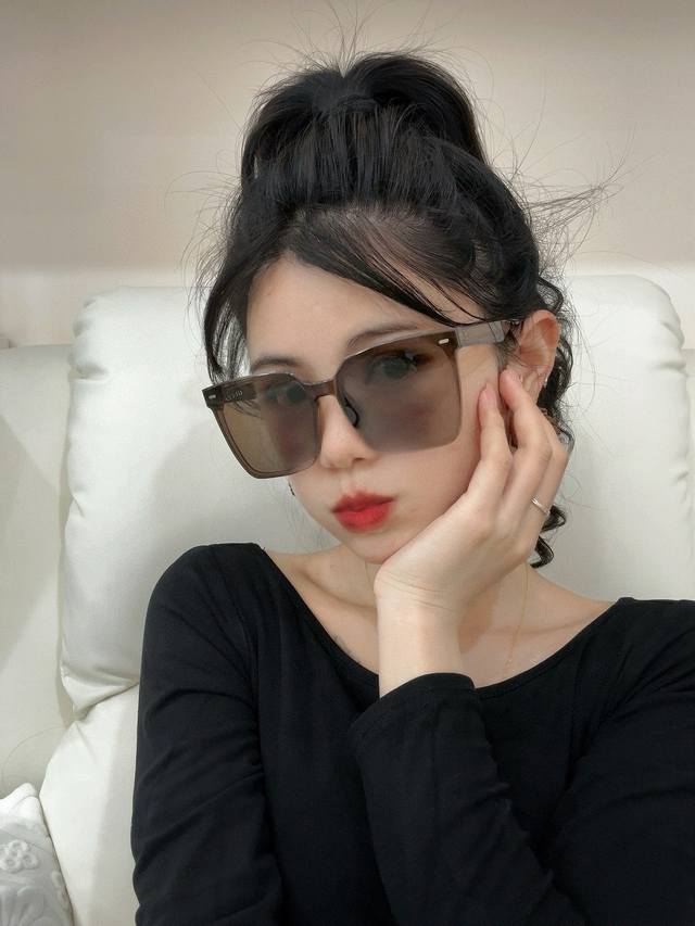 Gucci-Nylon polarized one-piece sunglasses 2025 new spring trend hot-selling fas