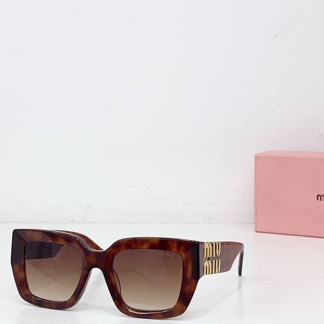 Miu Mi*Model:Mu B05Ssize: 51 ports 2-140