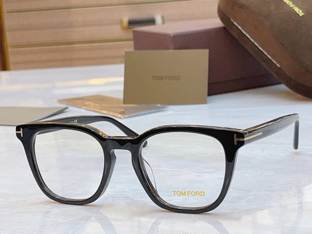 Tom For* Tom Ford new glasses frame, Model: Ft0614-KB, Size: 51/21-145