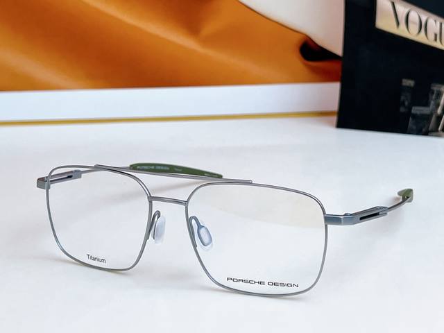 Pure Titanium Porsche Design Model