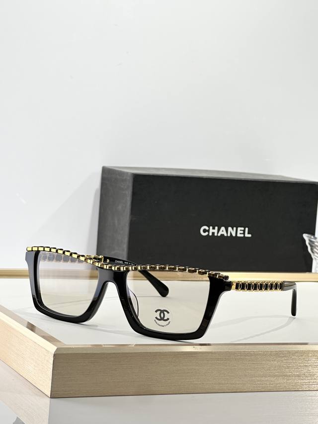 Chanel Model: Ch5548Q Size: 54 ports 17-142