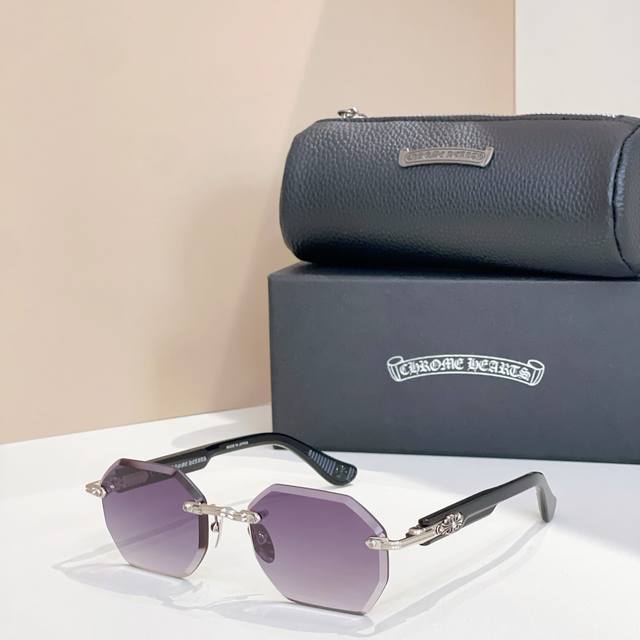 Chrome Heart*Model: Deppe Iisize: 57 ports 18-146