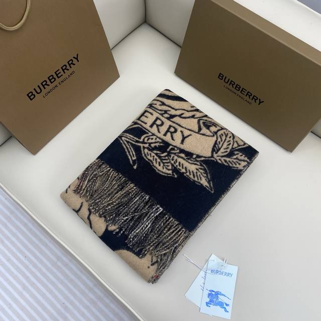 Bur cashmere scarf, expertly crafted in an Italian workshop. Set against a stor