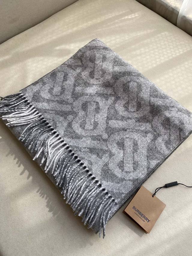 Product Name: Check Exclusive Logo Fabric: Cashmere Size: 36*200 Colors: Aprico