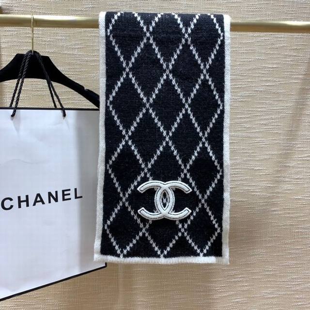 Chanel Chanel autumn and winter super soft scarf This Chanel autumn and winter