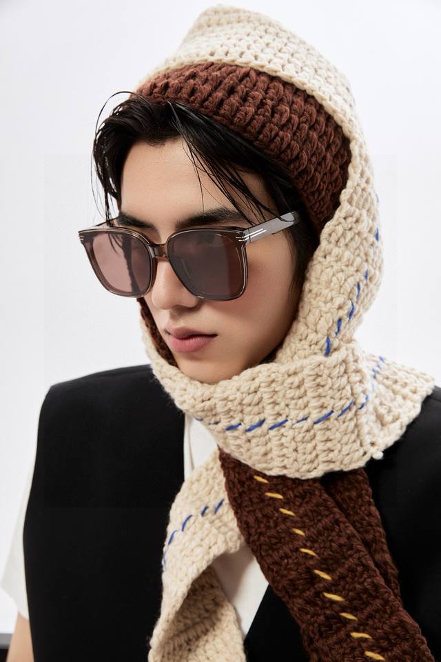 Gucci Gg round-frame sunglasses, perfect quality and unique design, suitable for