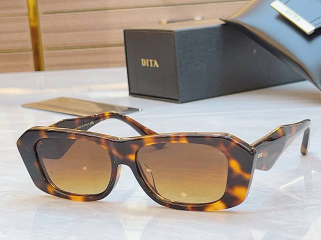 Dit* Di*ta new sunglasses, Model: Dts725, Size: 54/14-145