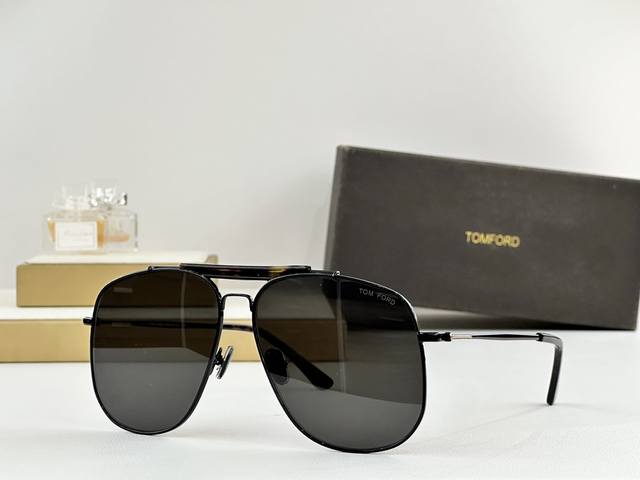 Tom For* Mod: Tf557 Size: 58-13-145