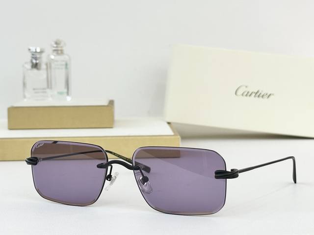 Cartie* Model: Ct0566 Size: 59 ports 17-140