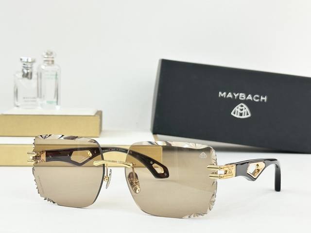 Maybach Mod: Z154 Size: 61 ports 17-145