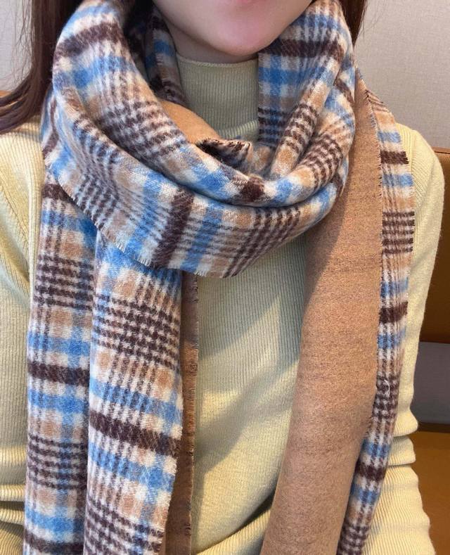 Highly recommend Loewe pure original tail goods couple scarf shawl, a boutique f