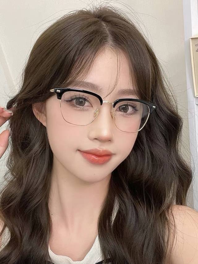 Gucc* handsome half-frame myopia glasses for science and engineering men, Instag