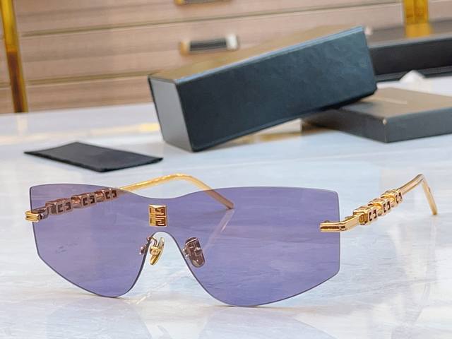 Givench* New Sunglasses, Model: Gv40043U, Size: 140mm 0-145mm