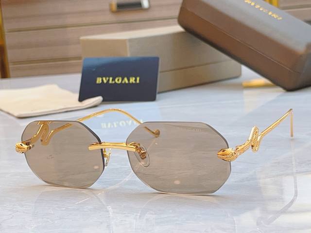 Bvlga* Bulgari new sunglasses, Model: Bv9024B, Size: 58 17-145