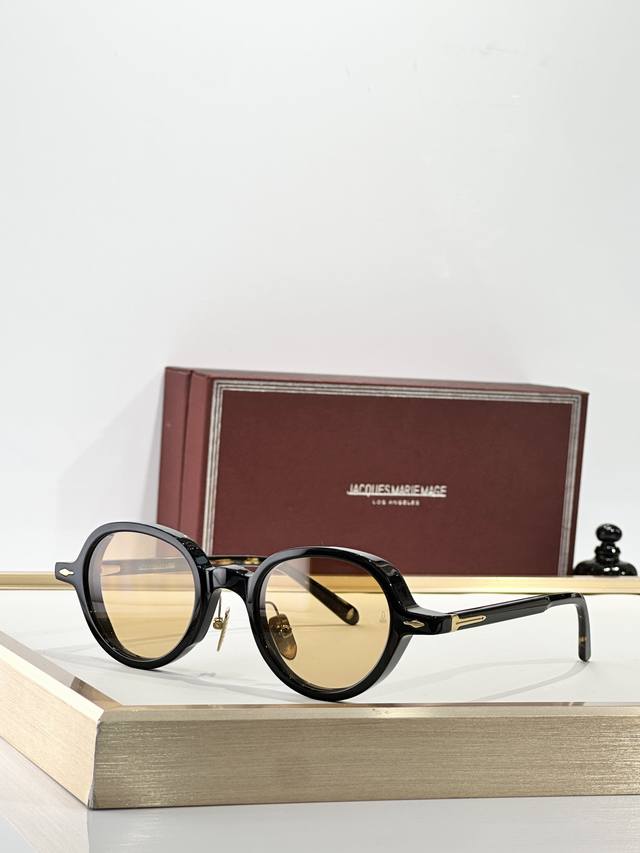 Jacques Marie Mage Model: Clark Size: 45 mouth 22-146