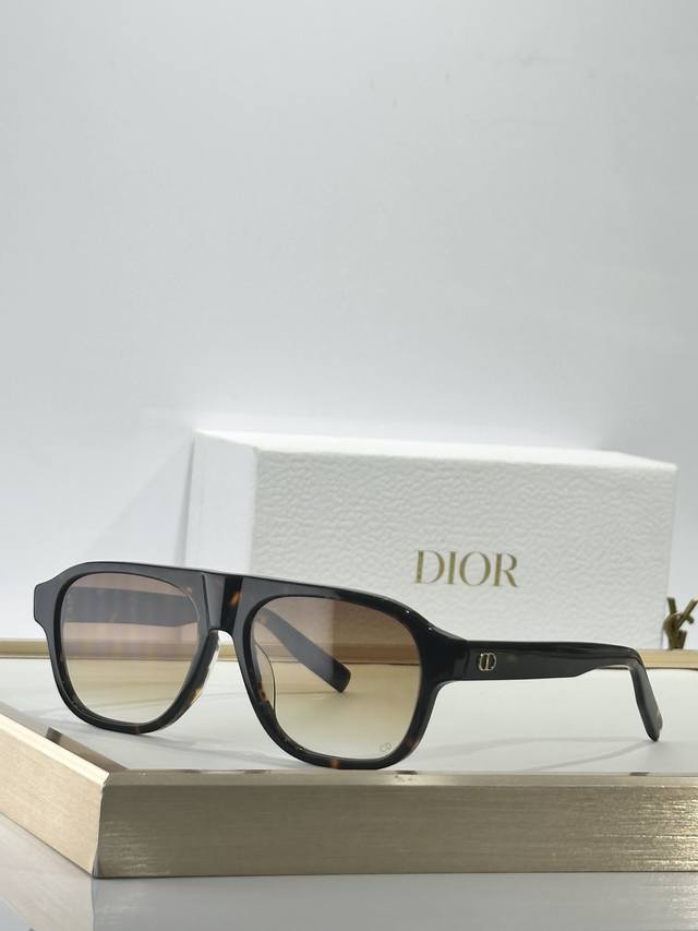 Dio* Mod: Cd Lcona1F Size: 57 ports 16 145