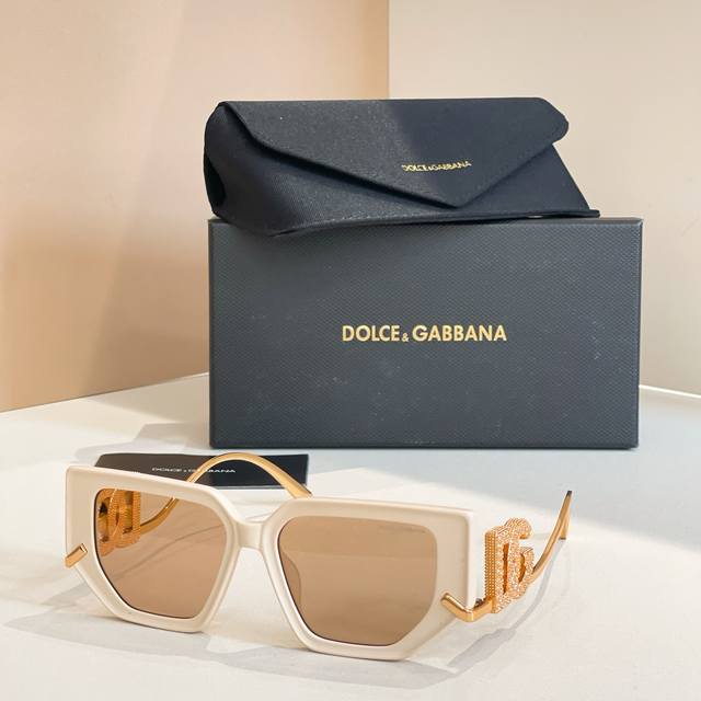 Dolce & Gabban*Model: Dg6663Size: 52 ports 16-140