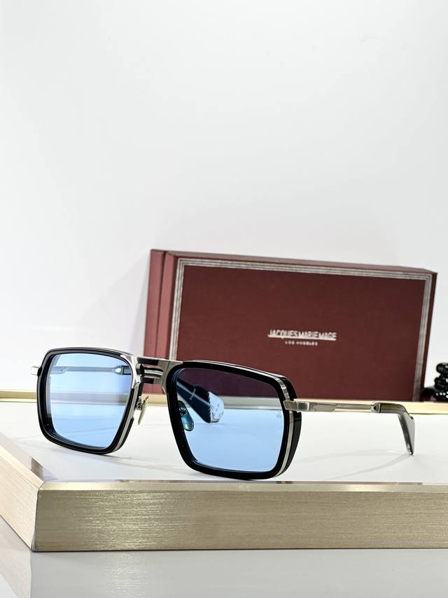 Jacques Marie Mage Mod: Gt-R Size: 57-20 146