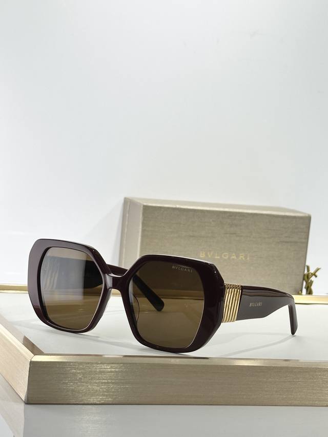 Bvlgari Mod: Bv40058I Size: 54 ports 17 140