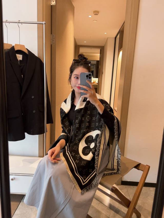 Awesome product! I really like the L pattern 140140 Monogram Forever cashmere sq