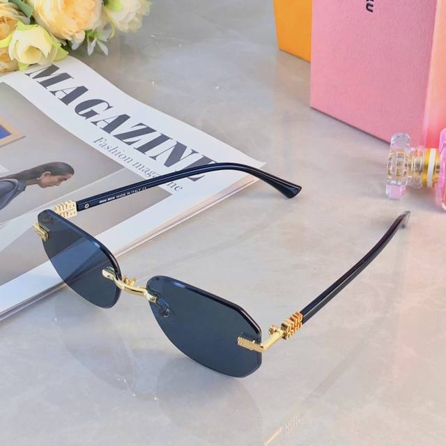 Miumi* new M letter European and American oval frameless narrow retro sunglasses