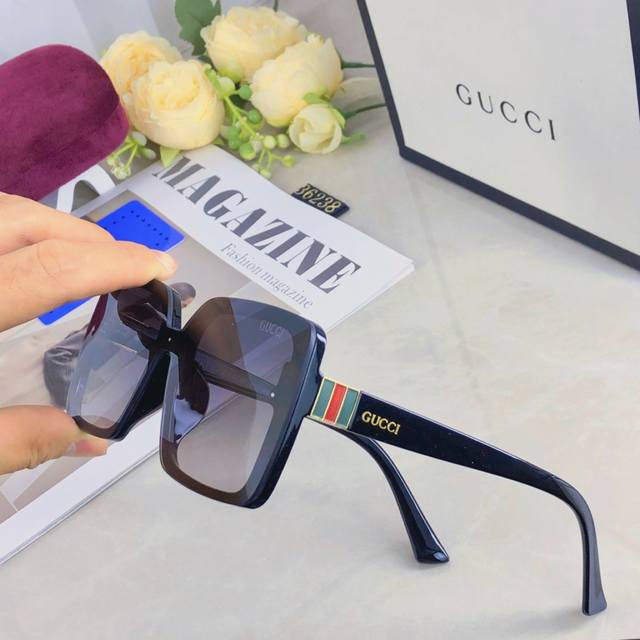 Gucc* High-end purple sunglasses for women, fashionable sunglasses, personality,