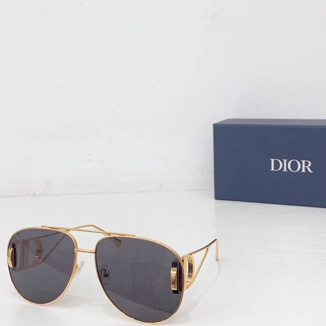 Dio*Model: Dsgta44Ucrsize: 65 ports 16-140