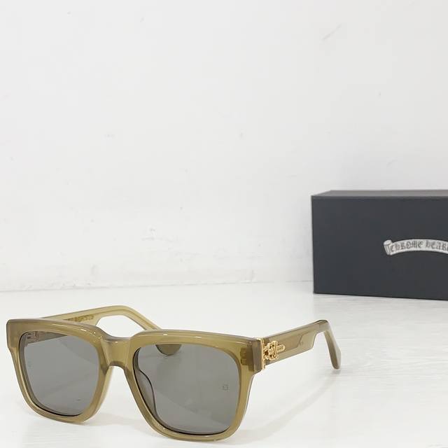 Chrome Hearts Model: Box Officer Mist Size: 56 ports 19-145