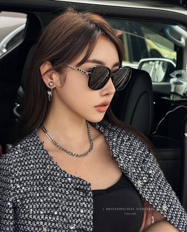 New Chanel Pearl Sunglasses showcase the latest spring/summer eyewear with uniq