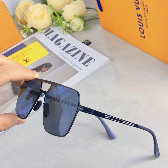 Louis Vuitto*2025 new high-end nylon polarized UV protection driving sunglasses,