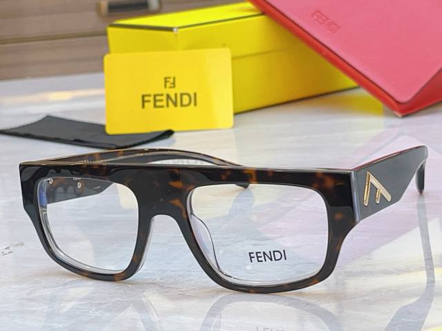 Fen* Fendi new glasses frame, Model: Fe50093L, Size: 55