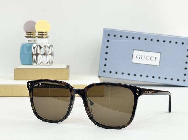 Gucc* Mod: Gg1896Sk Size: 57 ports 18-145