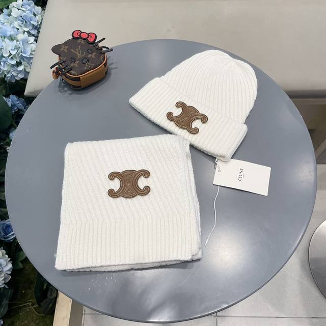 Celine Xiaohongshu hot item, new classic hat set on the official website! Hat s