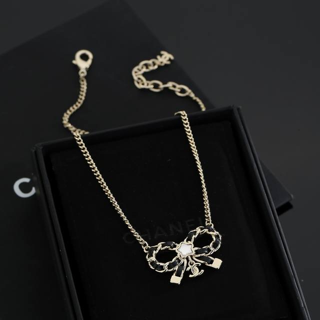 Chanel bow necklace is made of stainless steel and retains color, which is very