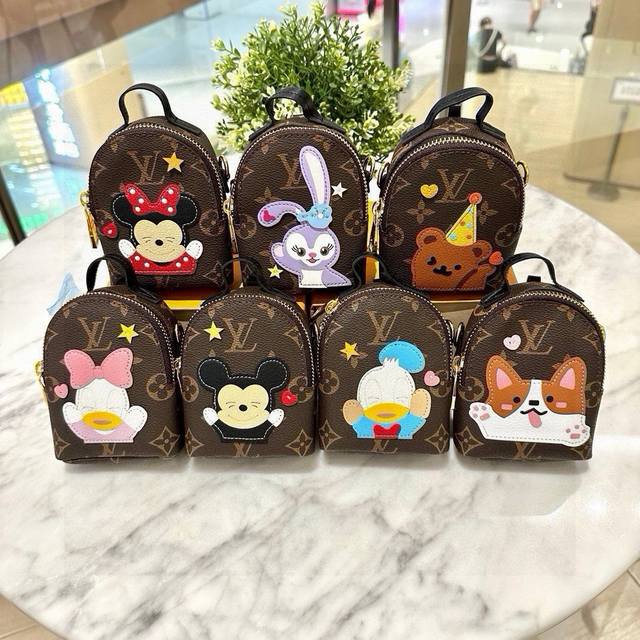 Original packaging with pictures Microfiber version, not the ordinary PU versio