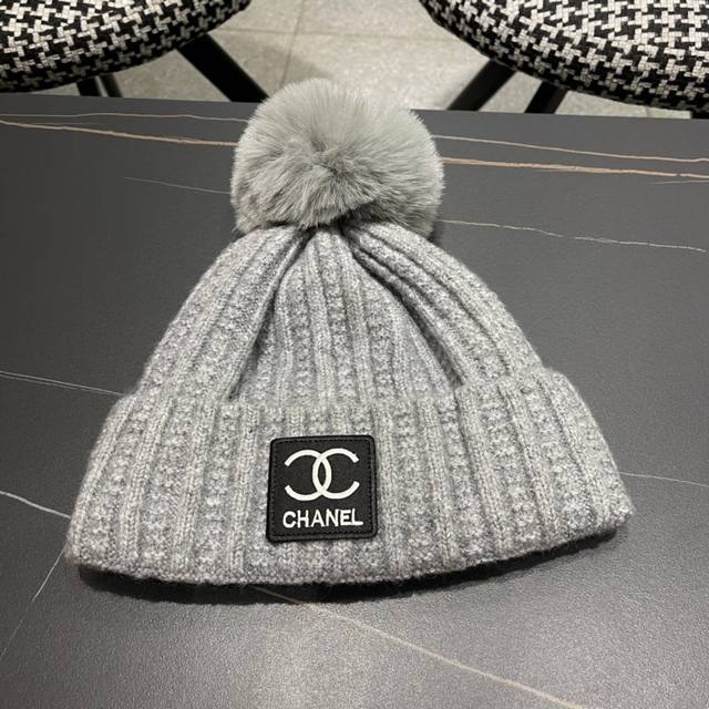 Chanel official website quality Chanel autumn and winter fashion blogger recomme