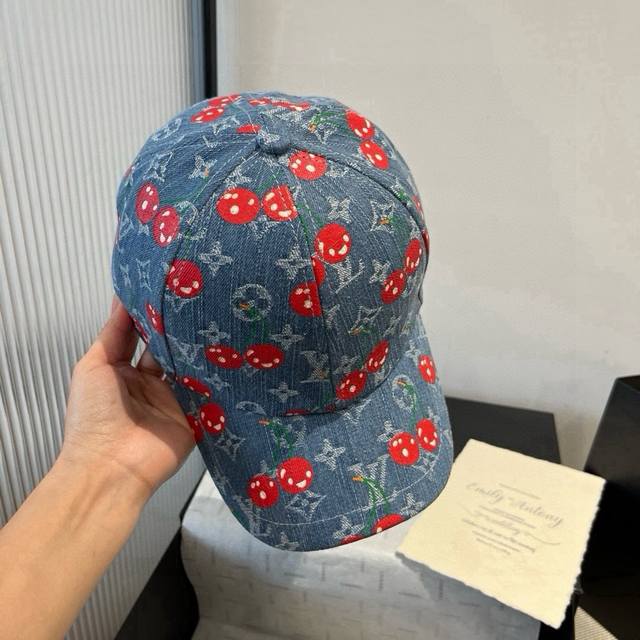 Lv new style peaked cap, head circumference 57cm