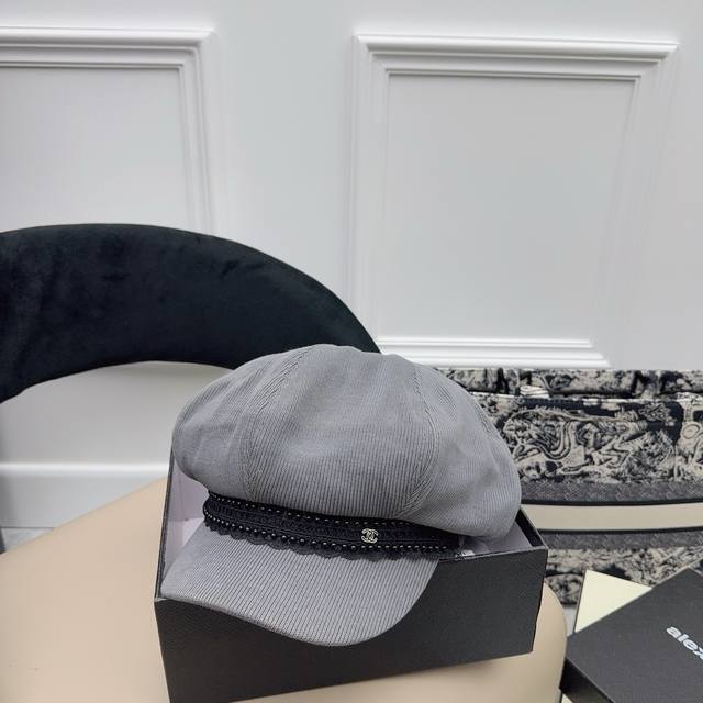 Chanel Temperament high-end octagonal hat Cloud version makes the face look smal