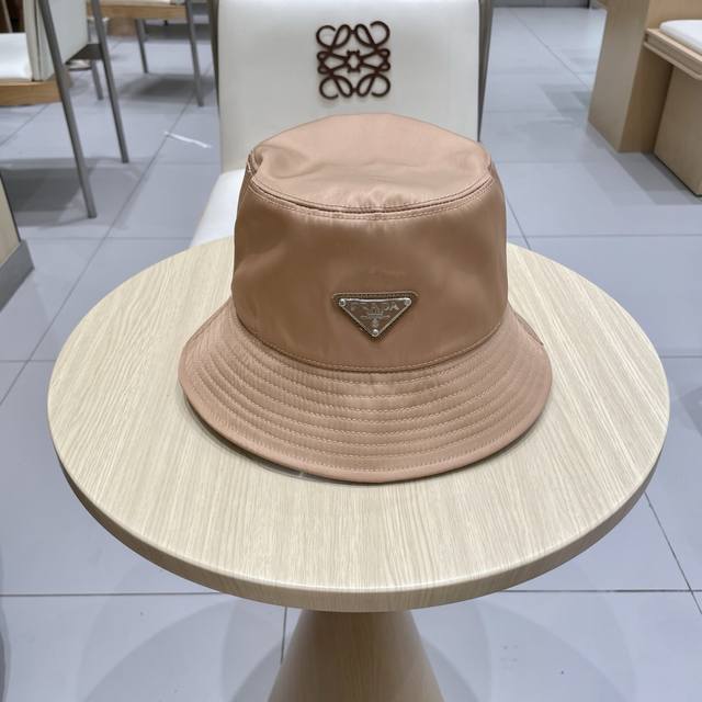 prada Prada official website new sun visor bucket hat, anti-ultraviolet cloth ha