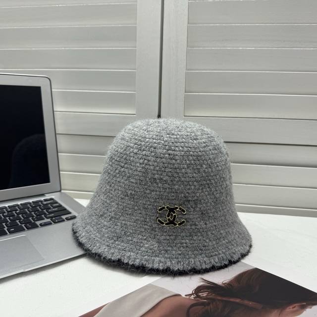 Running volume Xiao Chanel ~ Early autumn new style versatile high-end bucket ha
