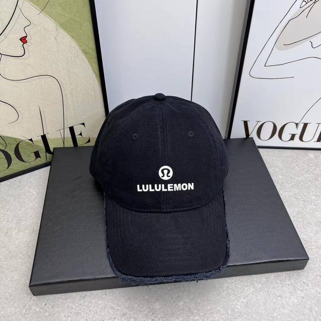 Running volume Lulu new loose beard baseball cap This baseball cap is really ver