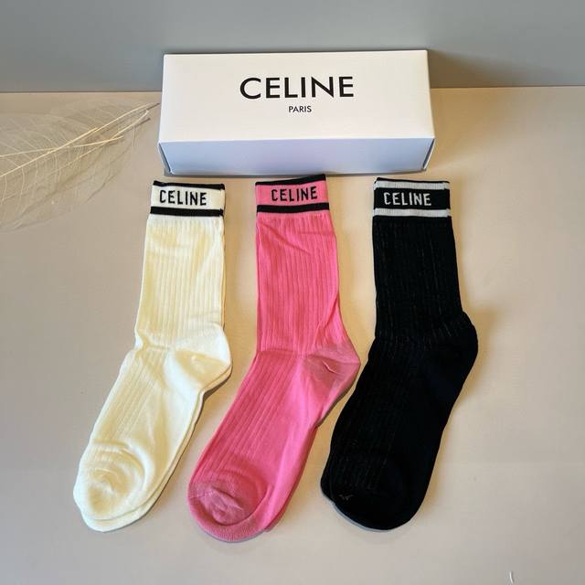 Chanel's new early autumn stockings, classic style, fashionable and advanced! A