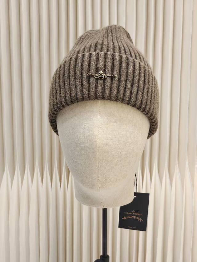 Running volumeQueen Mother's new sand-washed knitted hatMetallic Queen Mother, s