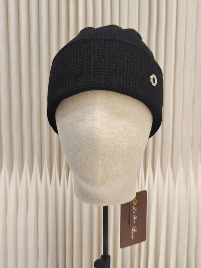 exclusive self-owned Lp wide version beanie. Custom-made wool fabric, waffle pat